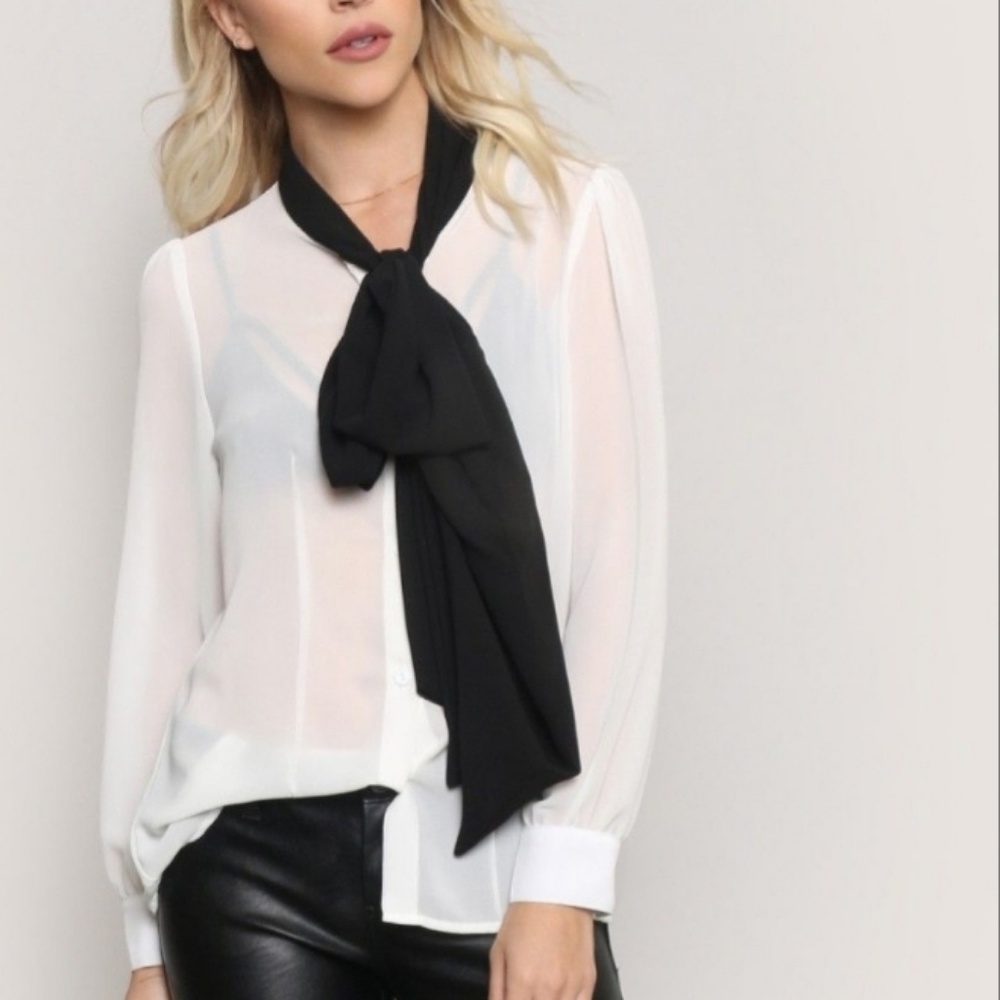 😻Bodacious Babe Blouse